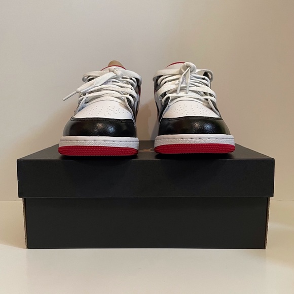 Nike Air Jordan 1 Low Retro 5.5 Youth or 7 Women - Picture 7 of 8